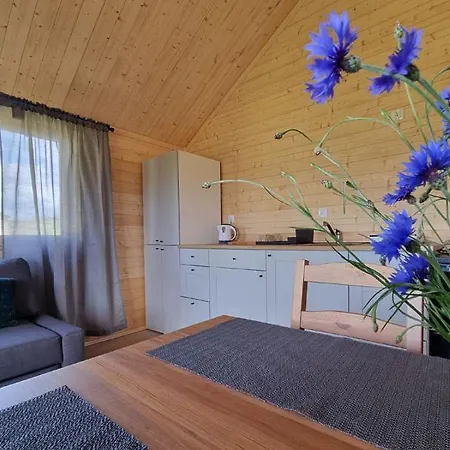 Kaszubskie Laki -domek Nr 5 *